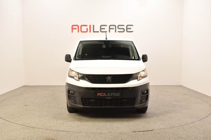 Hvid Peugeot Partner fra 2020