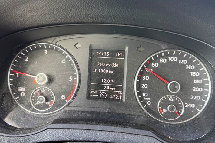 Sort VW Sharan fra 2011