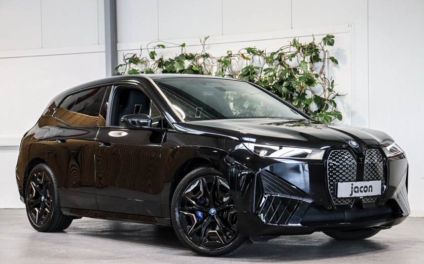 BMW iX xDrive50 M-Sport