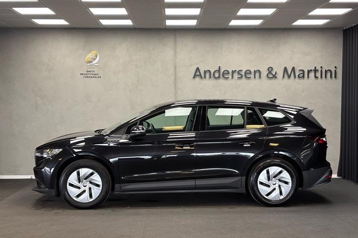 Sort Skoda Enyaq fra 2022