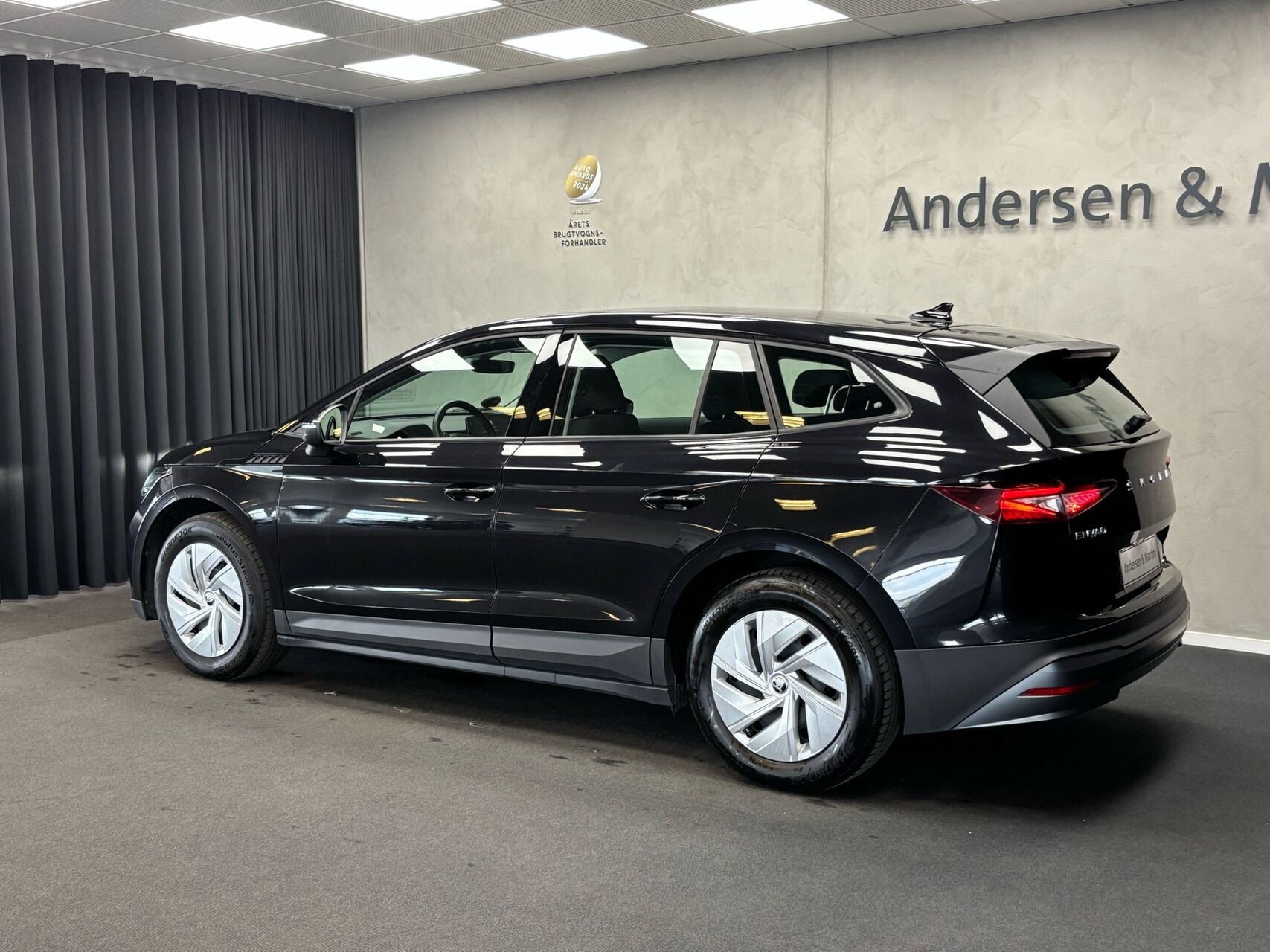 Sort Skoda Enyaq fra 2022