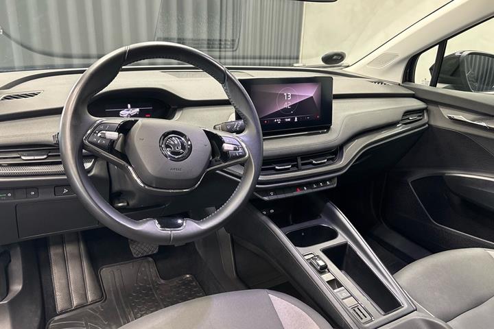 Sort Skoda Enyaq fra 2022