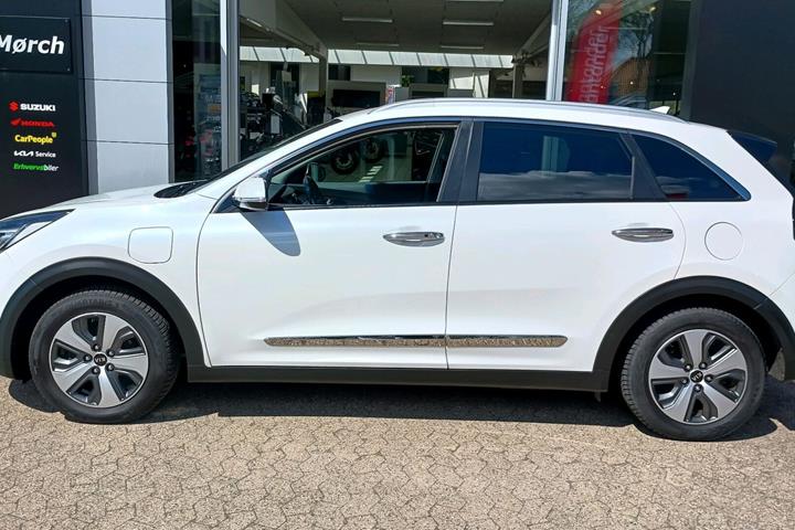 Hvid Kia Niro fra 2018