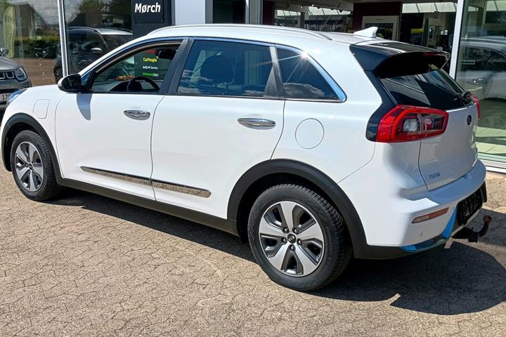 Hvid Kia Niro fra 2018