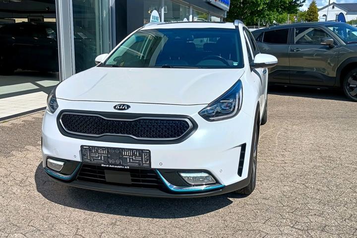 Hvid Kia Niro fra 2018