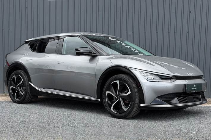 Grå Kia EV6 fra 2022