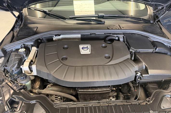 Grå Volvo V60 fra 2015