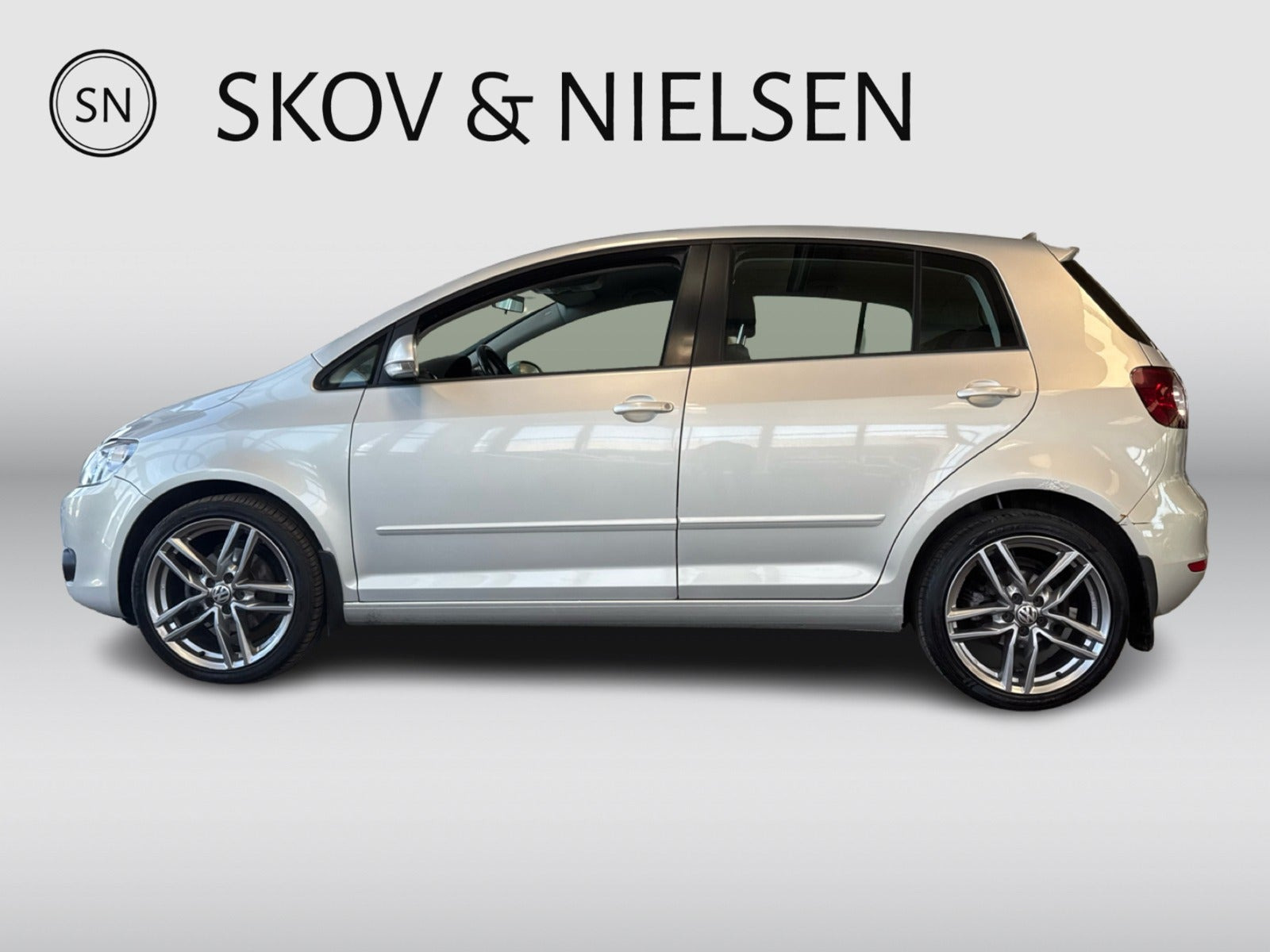 Sølv VW Golf Plus fra 2010