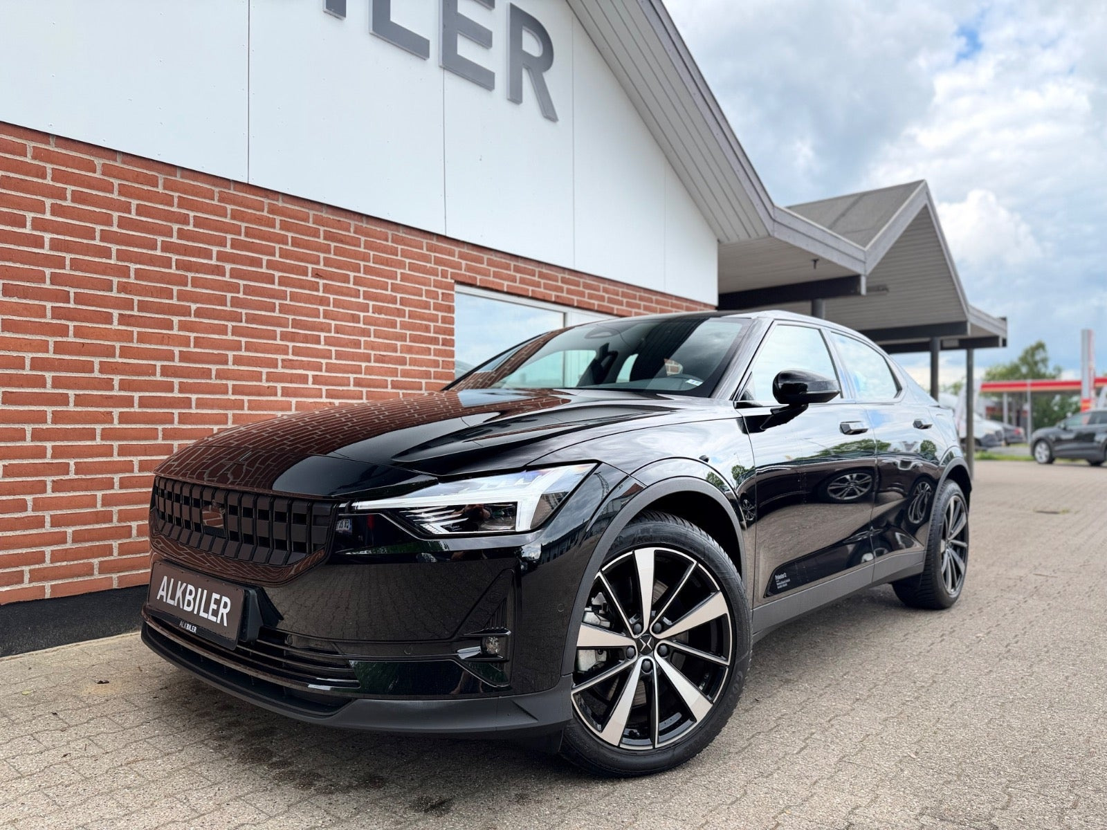 Sort Polestar 2 fra 2022