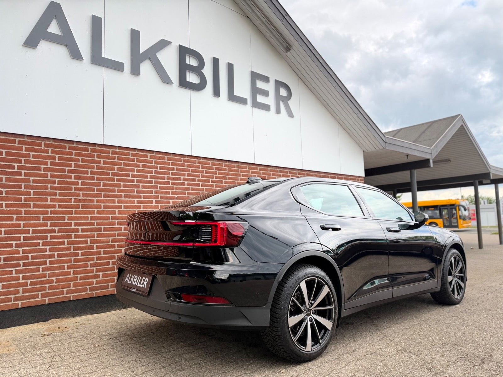 Sort Polestar 2 fra 2022