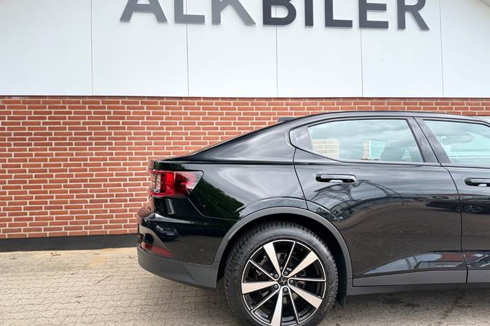 Sort Polestar 2 fra 2022