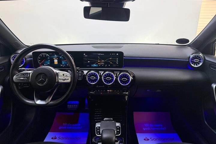 Hvid Mercedes A220 fra 2019 set indefra