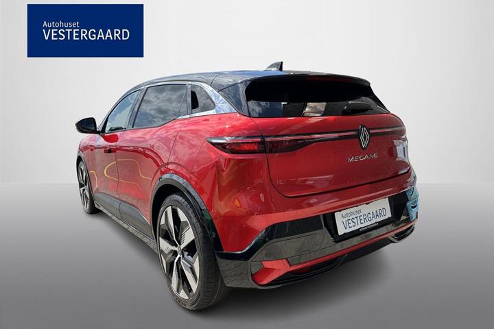 Rød Renault Megane E-Tech fra 2022