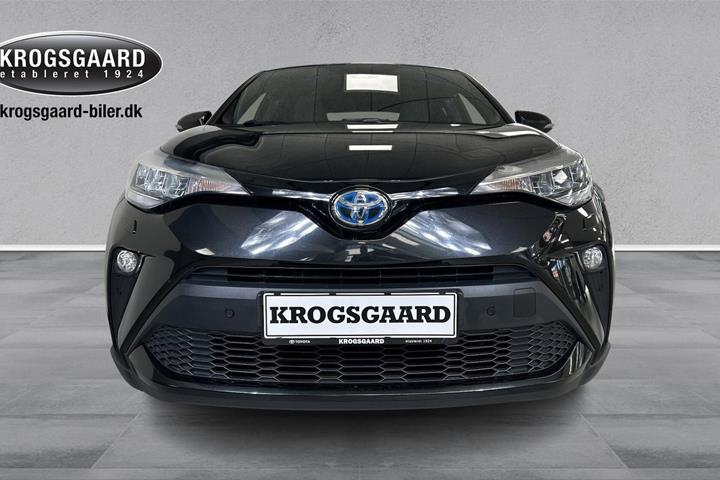 Sort Toyota C-HR fra 2021
