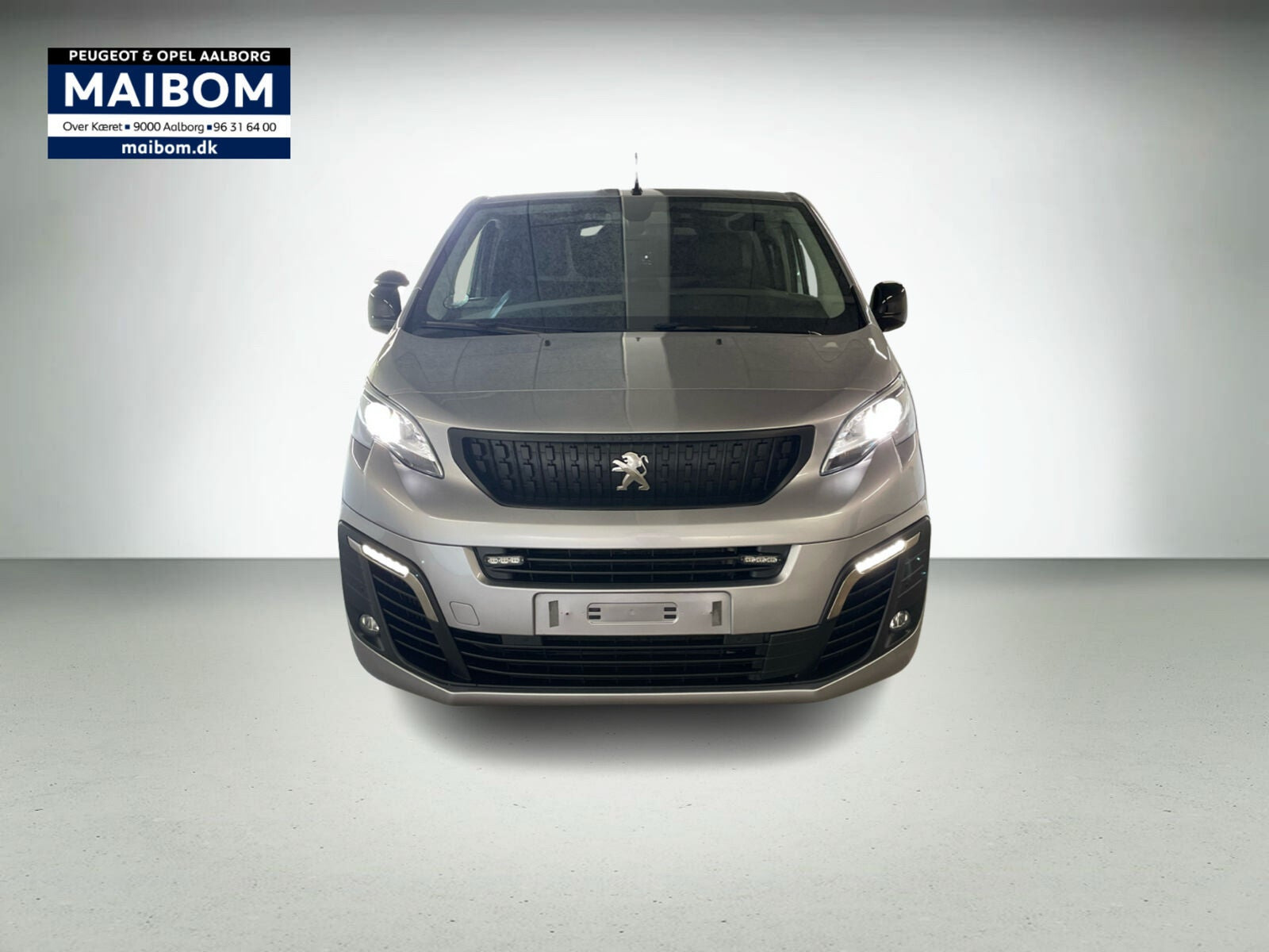 Sølv Peugeot Expert fra 2021
