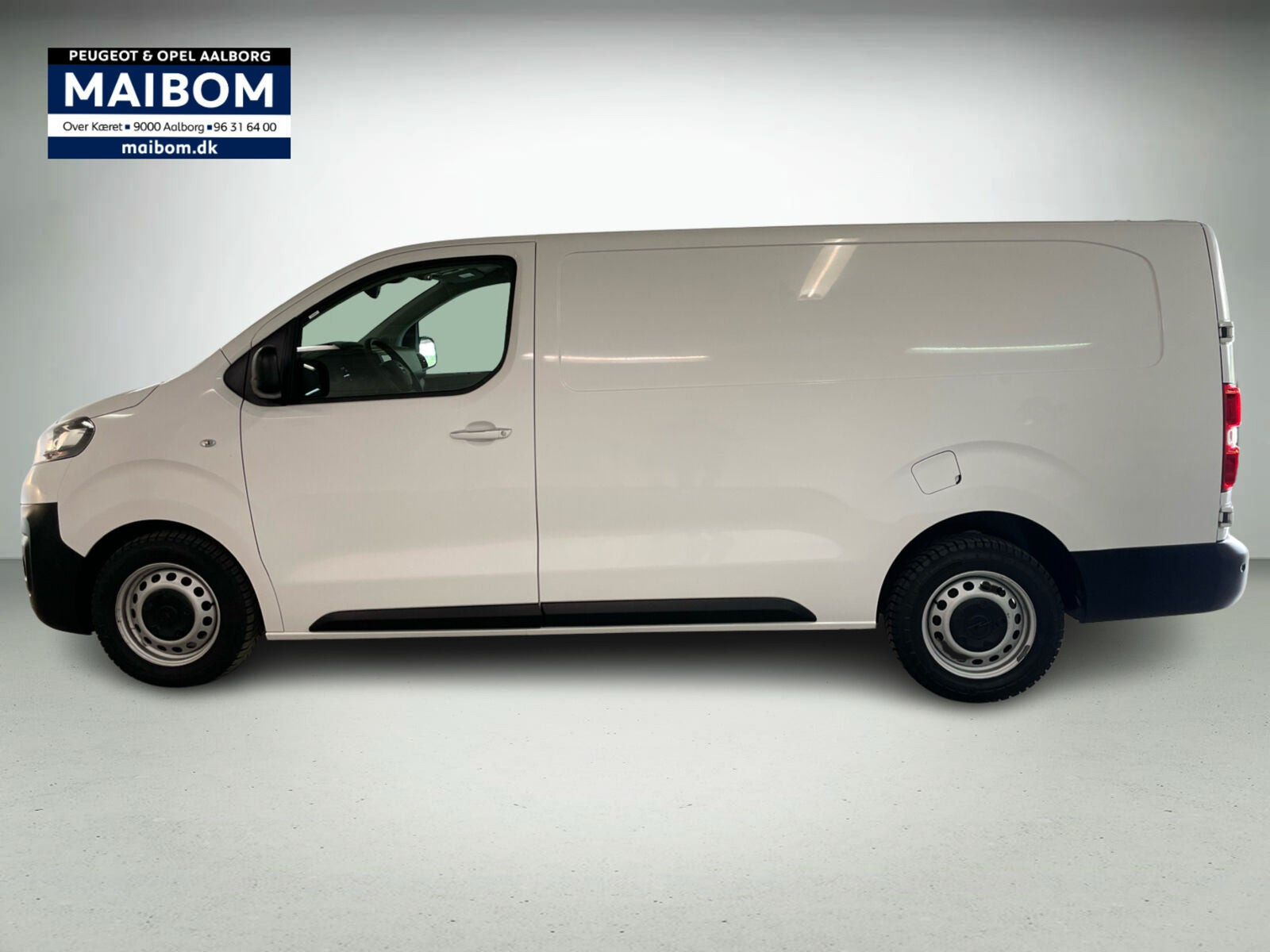 Hvid Opel Vivaro fra 2022