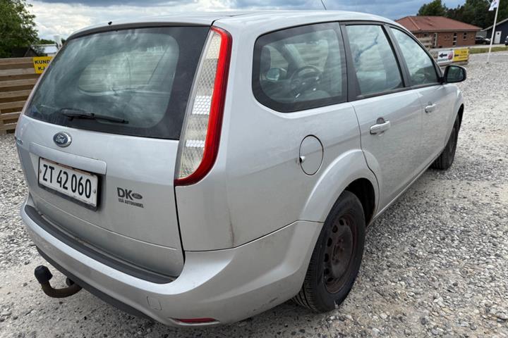 Sølv Ford Focus fra 2009