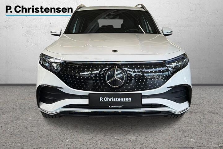 Hvid Mercedes EQB250+ fra 2025
