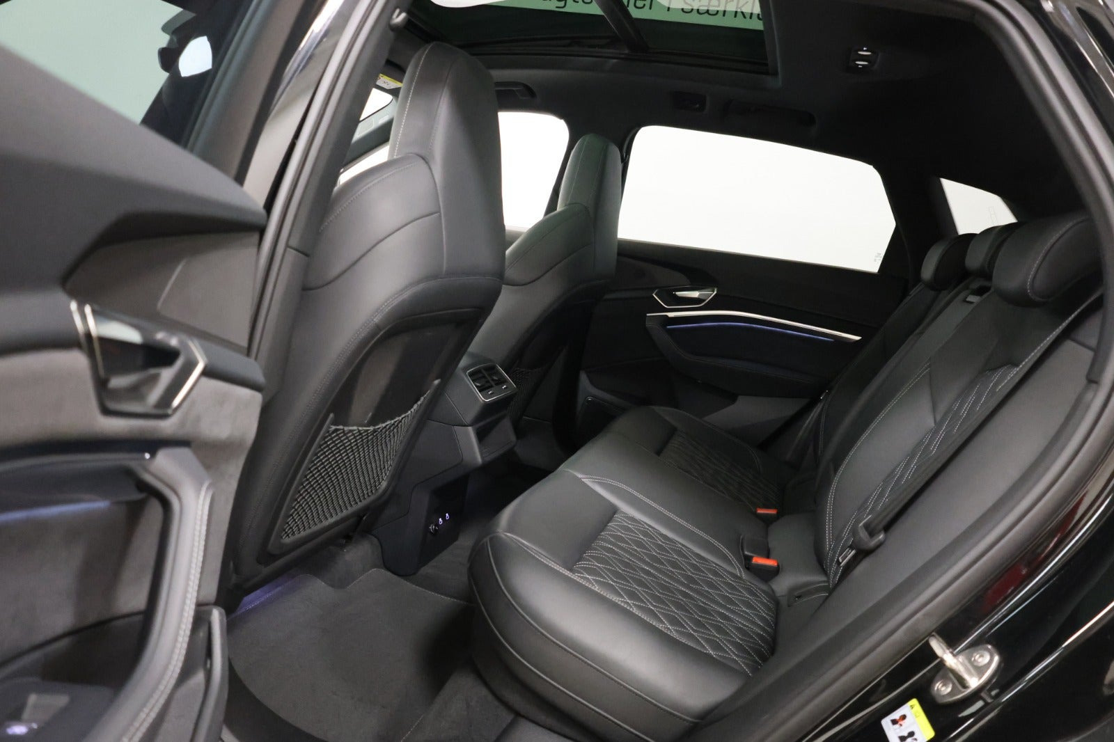 Sort Audi Q8 e-tron fra 2023