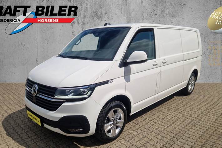 Hvid VW Transporter fra 2021