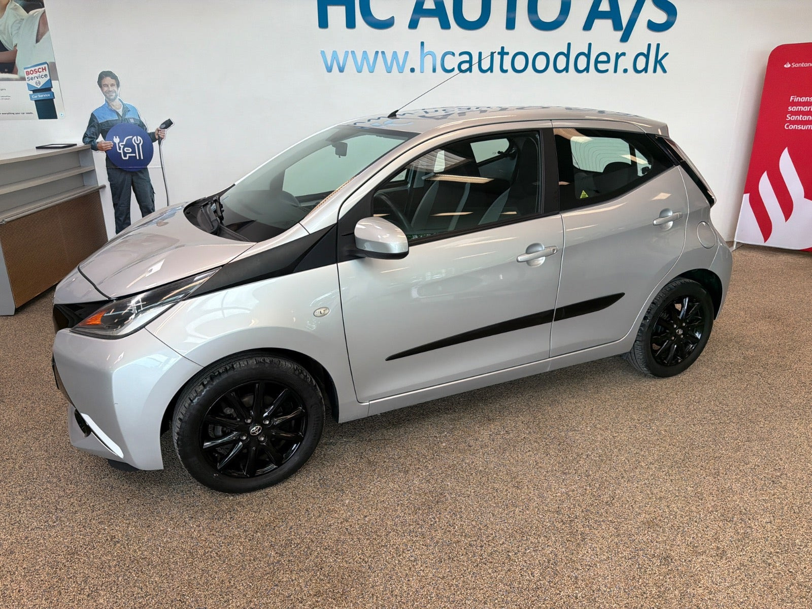Sølv Toyota Aygo fra 2015