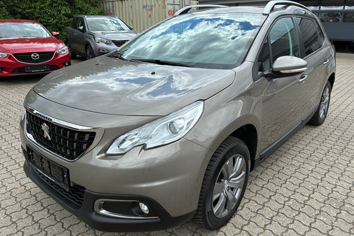 Orange Peugeot 2008 fra 2017