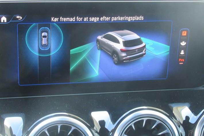 Grå Mercedes EQA 250+ fra 2024