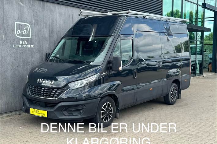 Sort Iveco Daily fra 2022