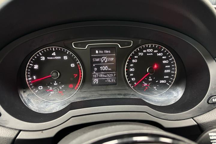 Sort Audi Q3 fra 2012
