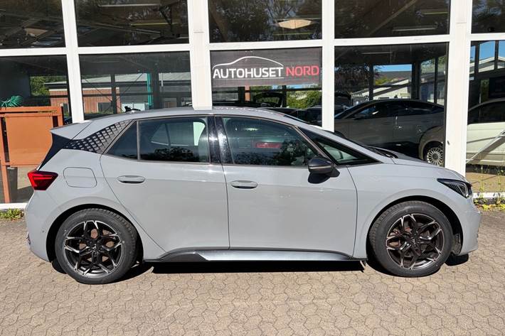 Grå Cupra Born fra 2022