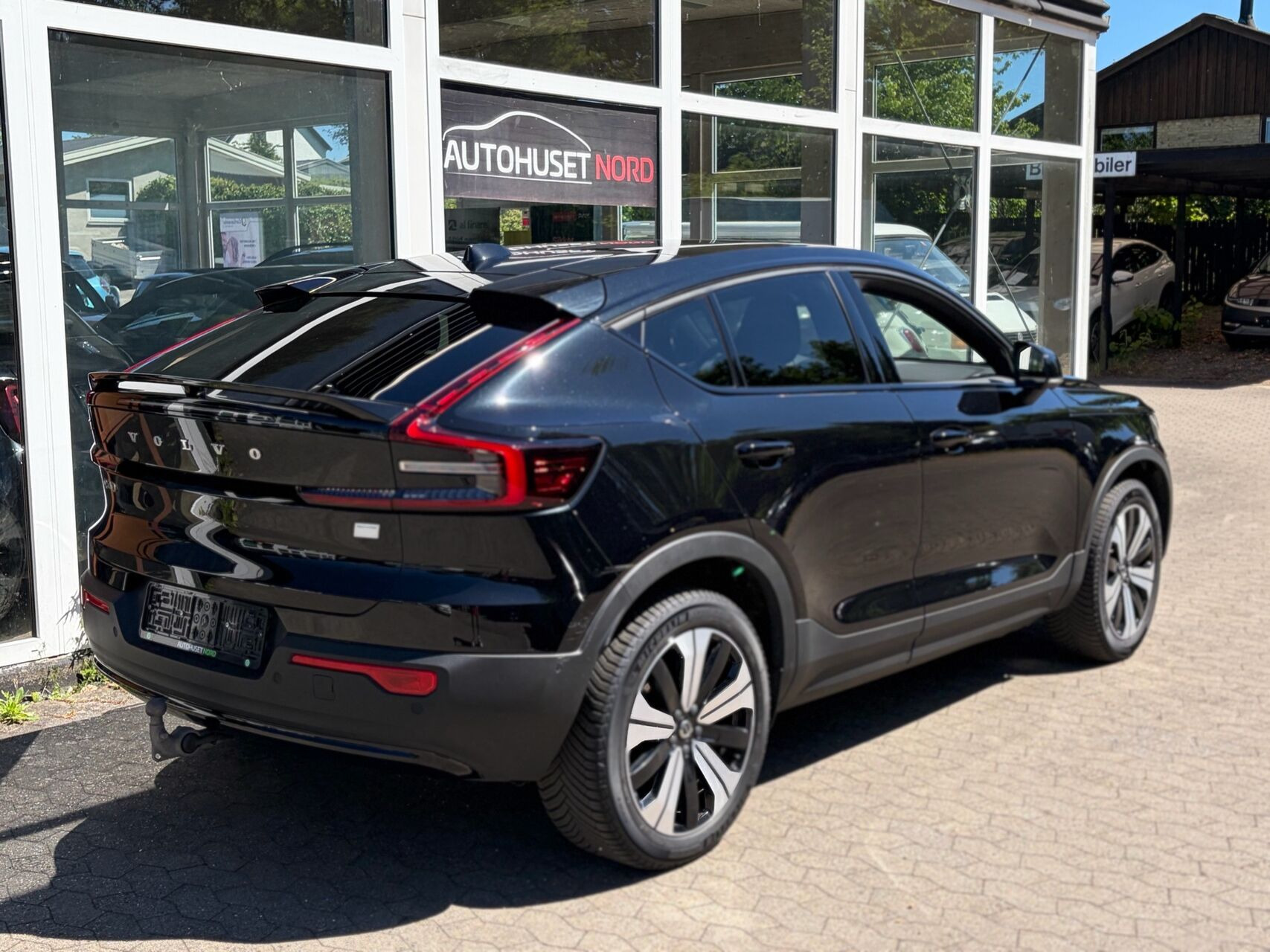 Sort Volvo C40 fra 2023