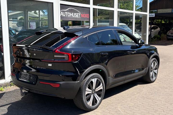 Sort Volvo C40 fra 2023