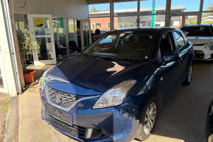 Blå Suzuki Baleno fra 2020