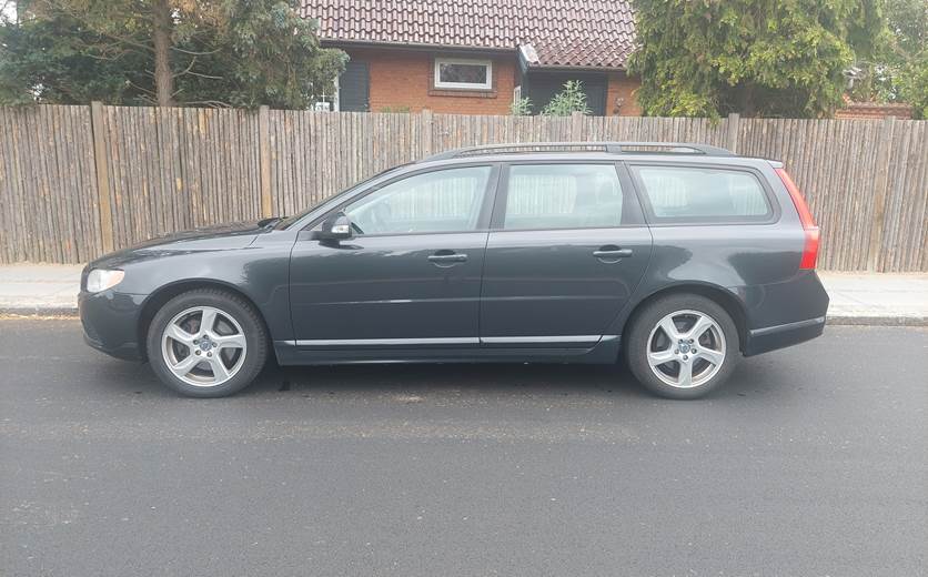 Volvo V70 2,5 T AUT.