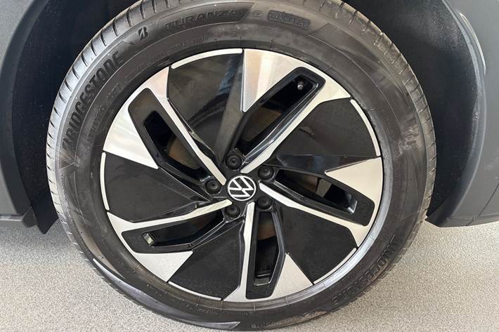 Sølv VW ID.4 fra 2023