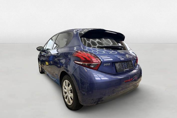 Grøn Peugeot 208 fra 2017