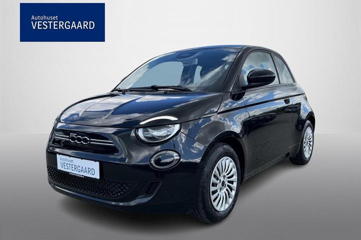 Sort Fiat 500e fra 2022 set udefra