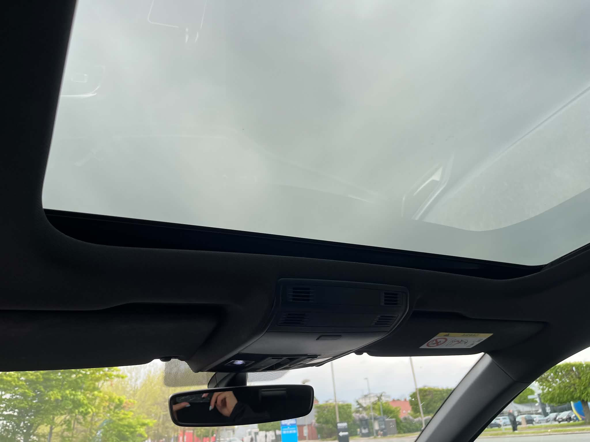Grå VW Polo fra 2019