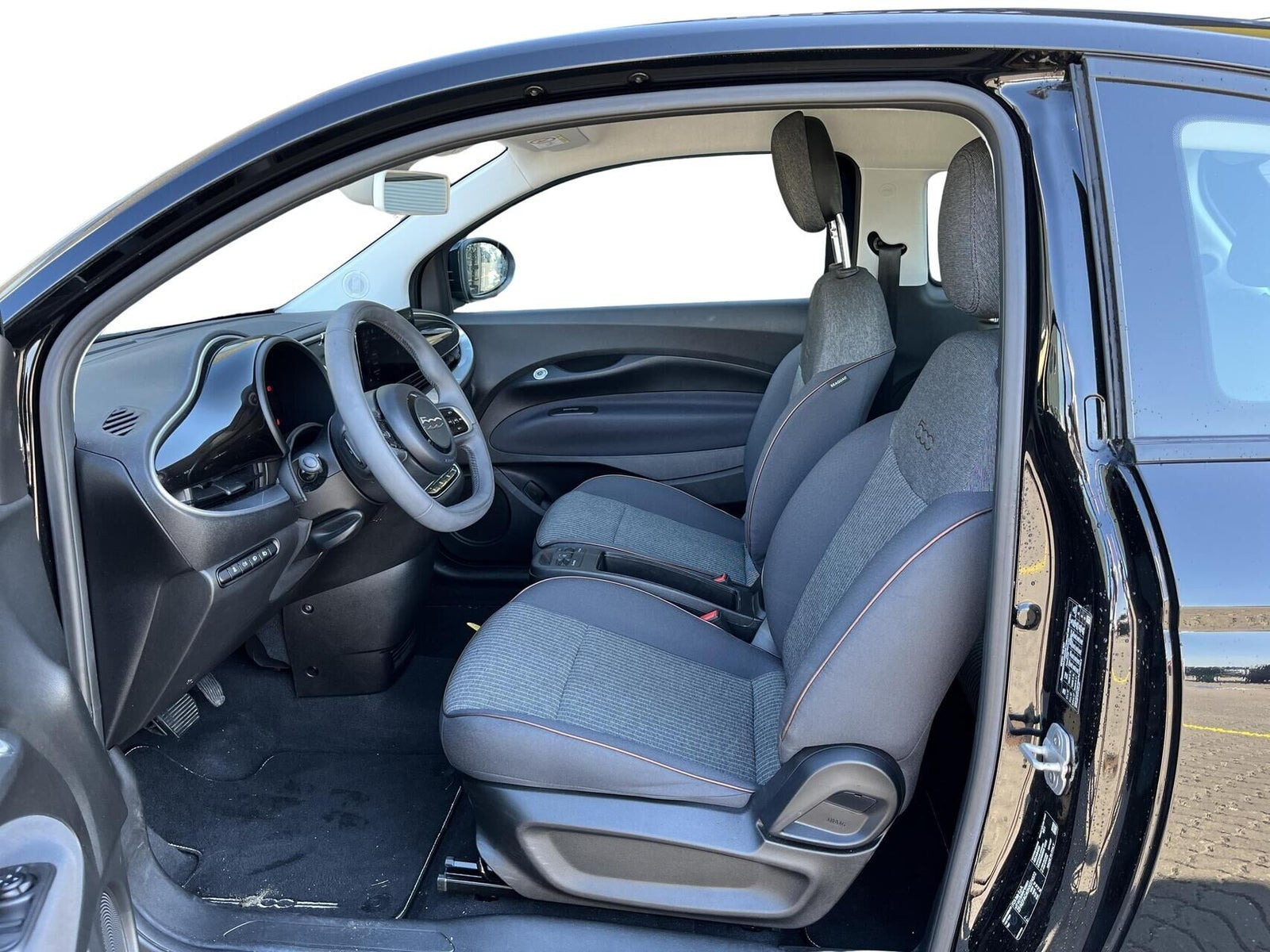 Sort Fiat 500e fra 2022