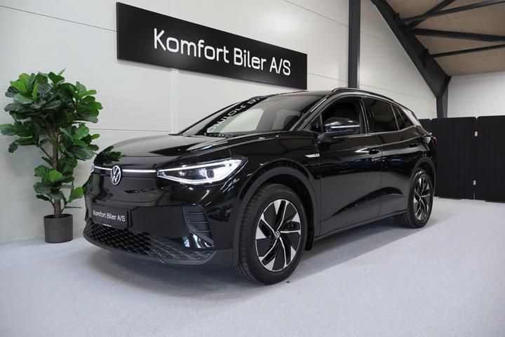 Sort VW ID.4 fra 2023 set udefra