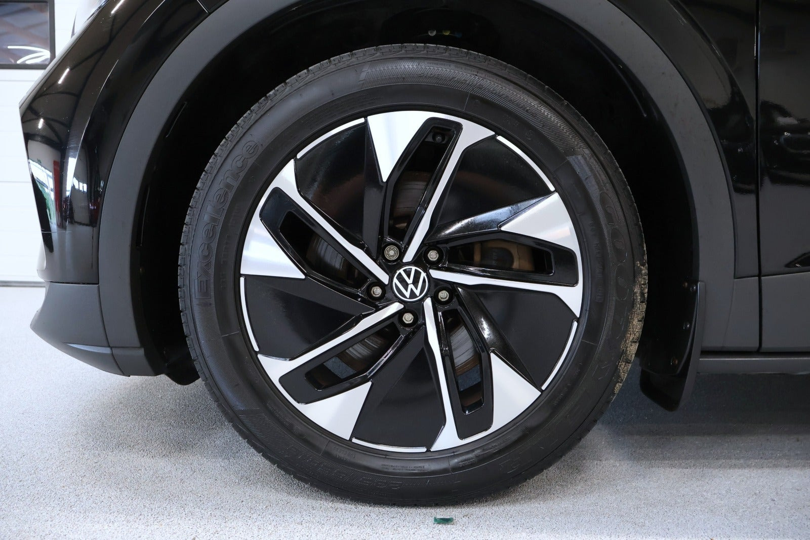 Sort VW ID.4 fra 2023