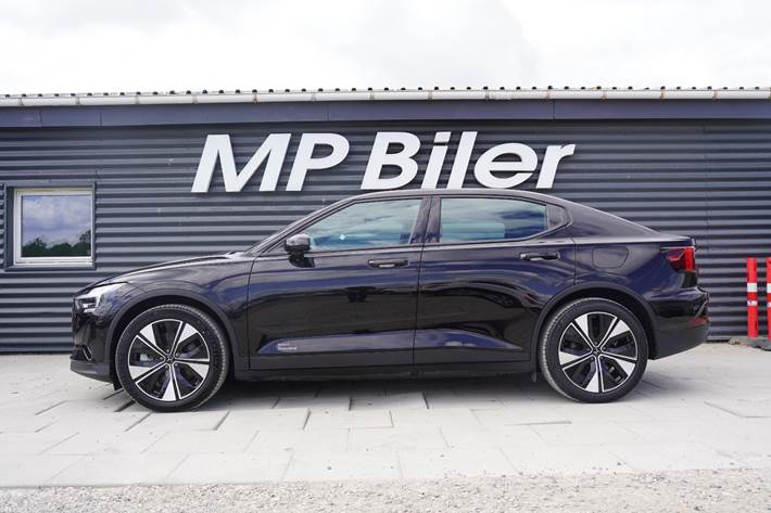Sort Polestar 2 fra 2024