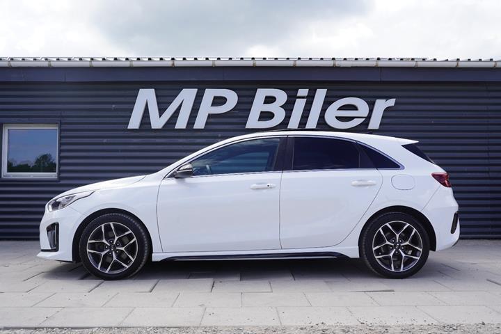 Hvid Kia Ceed fra 2019