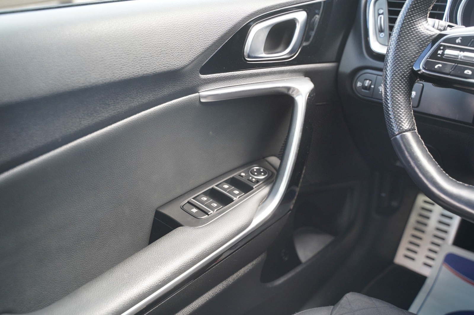 Hvid Kia Ceed fra 2019