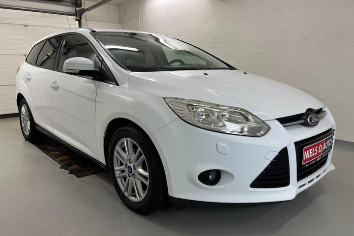 Hvid Ford Focus fra 2013