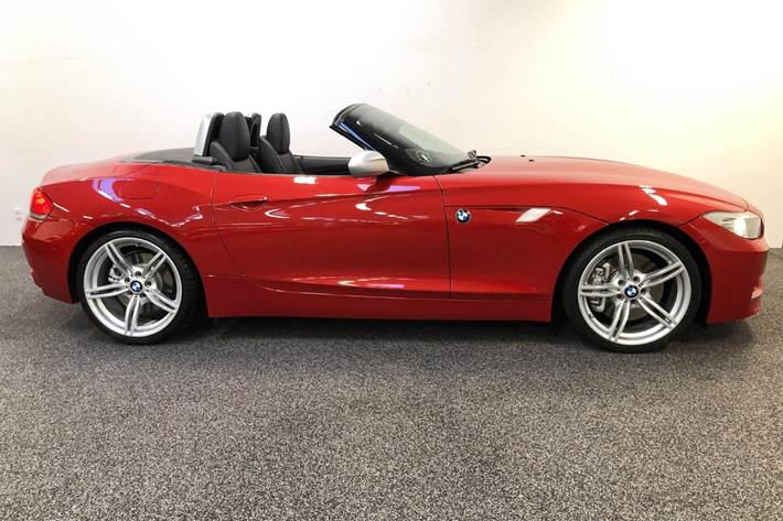 Rød BMW Z4 fra 2010