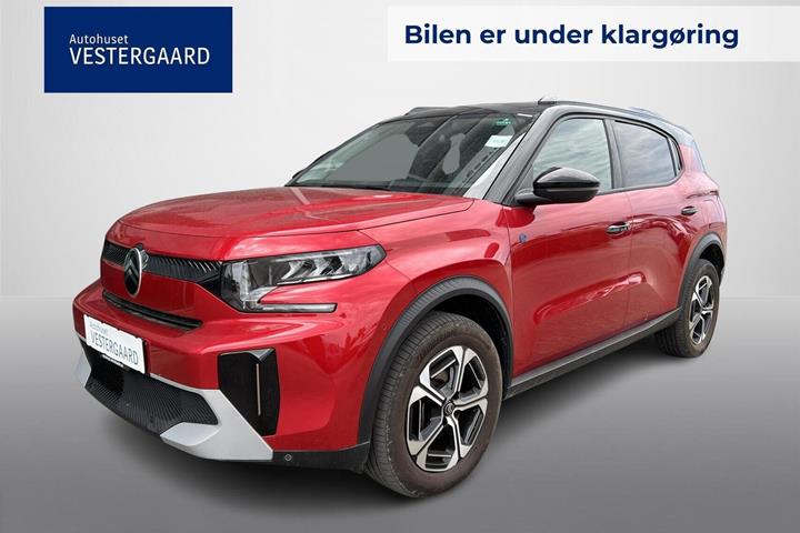 Rød Citroën e-C3 Aircross fra 2025 set udefra