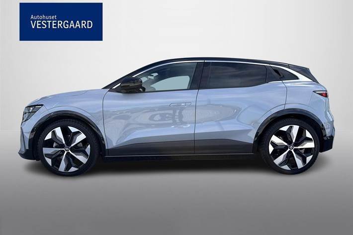 Grå Renault Megane E-Tech fra 2022