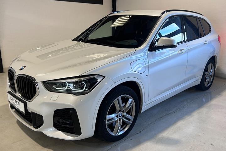 Hvid BMW X1 fra 2021