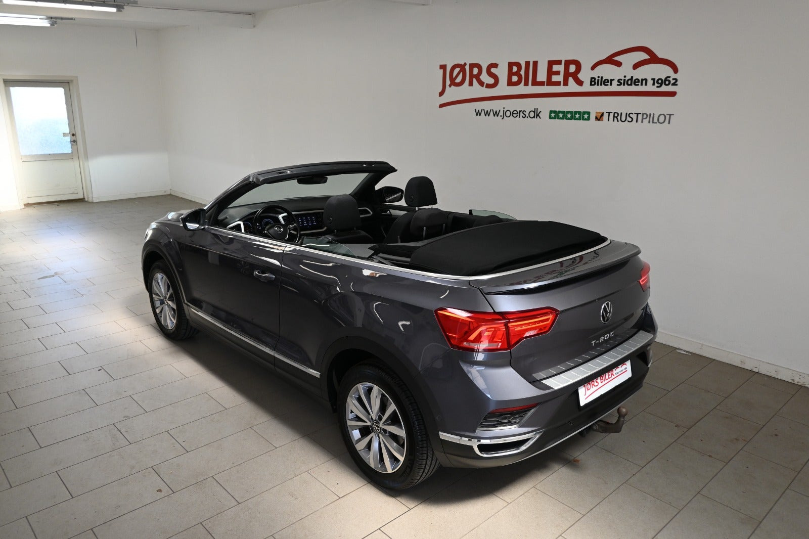 Grå VW T-Roc fra 2021